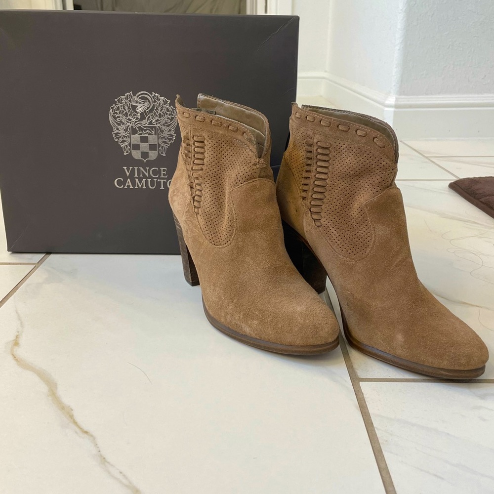 Vince Camuto Fretzia Booties